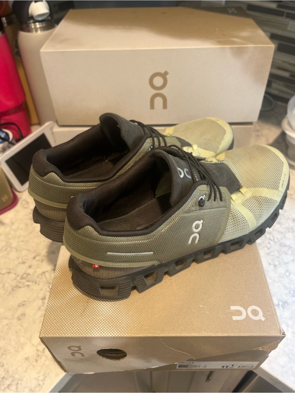On Running Men’s Cloud 5 Size 11 Grove/Haze in Color Pre-Loved Condition - Picture 14 of 16